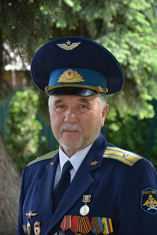 Виктор Гладенко, майор запаса военно-воздушных сил - Родина у нас одна.