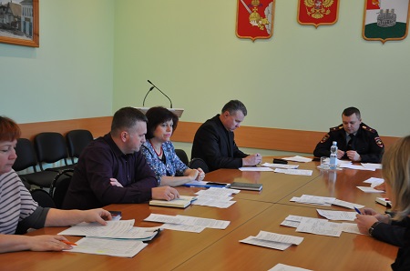 11 декабря 2019 года в администрации Грязовецкого муниципального района состоялось заседание комиссии по обеспечению безопасности дорожного движения. 