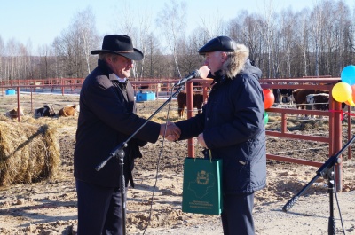 Первые в Калужской области семейные фермы начали свою работу