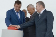 Губернатор Рязанской области Олег Ковалев принял участие в церемонии открытия движения судов через новый гидроузел «Кузьминск»