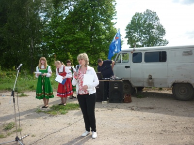 25.05.17г. глава АМО Епифанское приняла участие в празднование Дня Соседа в д. Барановка