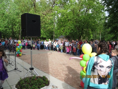 1 июня в первый день лета в поселке Товарково прошли праздничные мероприятия посвященные международному Дню защиты детей