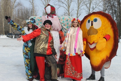 18 февраля в Прощеное воскресенье, жители Каширского сельского поселения отметили веселый праздник «Ай, да Масленица»