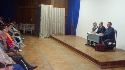 31 мая в лекционном зале ДК п. Товарково по инициативе собственников дачных участков прошла встреча
