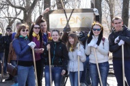 В Орловском городском парке культуры и отдыха прошла молодежная экологическая акция «Орел за чистый город!»