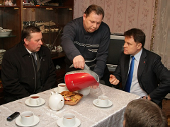 Губернатор Тульской области встретился с жителем д. Черняевка