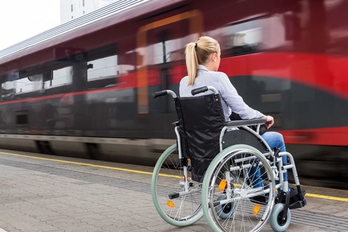 Покупка льготных билетов онлайн на поезда дальнего следования теперь доступна и инвалидам.