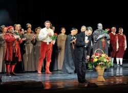 Губернатор присутствовал на открытии нового сезона в театре оперы и балета ﻿