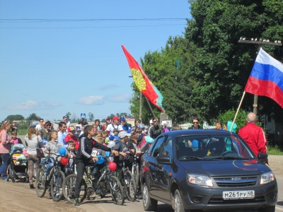 День России боринцы отметили массовым велопробегом!!!