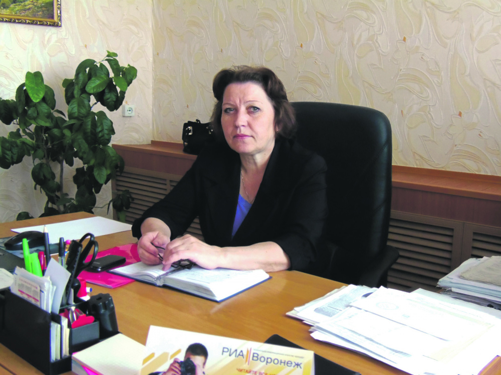 Руководитель отдела по образованию администрации Верхнемамонского муниципального района Валентина Владимировна Колпоносова: