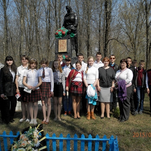Памятник павшим Героям в ВОВ с. Щучье