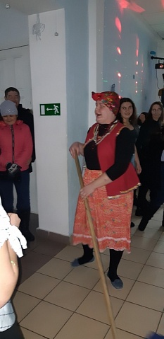 7 января в Комсомольском СДК прошел вечер отдыха для взрослых «Рождественские посиделки». 
