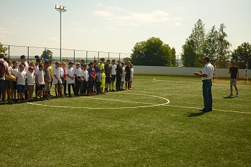 18 июня в с. Алькино состоялось открытие турнира по мини-футболу среди дворовых команд проекта ВПП "Единая Россия" - Лето с футбольным мячом.