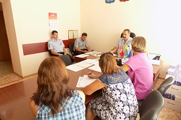 Сегодня проведено восьмое заседание территориальной комиссии по профилактике правонарушений администрации Новониколаевского сельского поселения