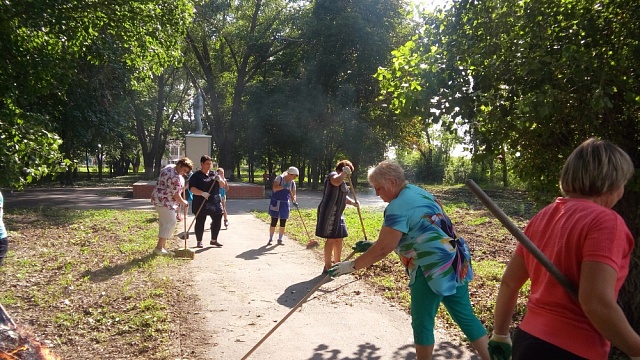 07 сентября 2019 года прошел экологический субботник на территории парка  с.Гвазда