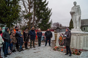 Поселок Мятлево встретил участников автопробега, посвященного Дню неизвестного солдата