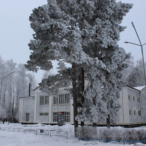 здание администрации снег.jpg