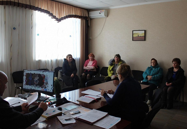 Рабочая встреча главы Камышеватского сельского поселения с председателями ТОС