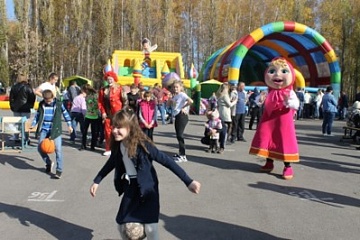 19 октября 2019 года в селе Каширское прошло мероприятие «День села», в котором принял участие Каширский СДК. 