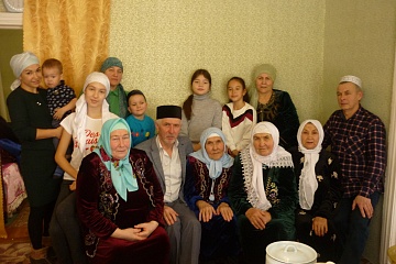 Поздравление с 90-летним юбилеем Каримовой Ресимы Абугалиевны