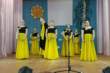 7 марта в Комсомольском СДК прошел праздничный концерт, посвященный Международному женскому дню 8 Марта. 