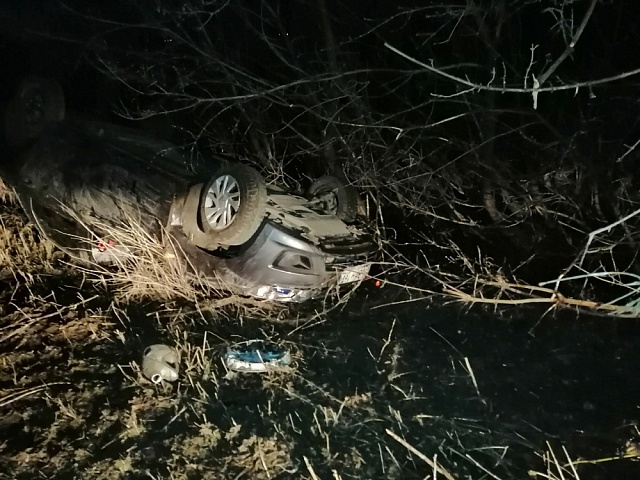 В Волжском районе водитель в состоянии алкогольного опьянения съехал в кювет