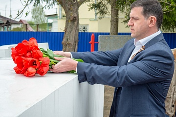 Александр Ефремов посетил поселок Мятлево Износковского района