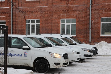 Первая бригада автоволонтеров Самары заступила на дежурство вместе с врачами городских поликлиник