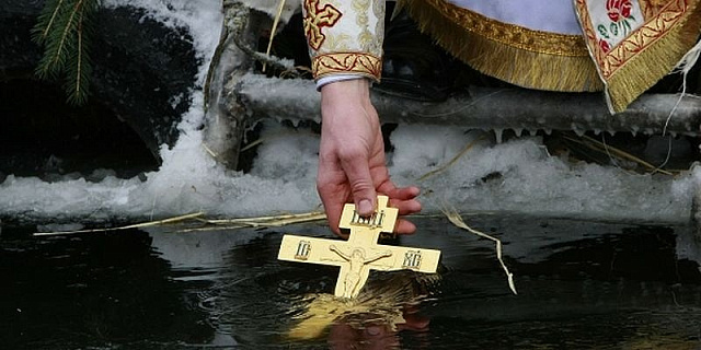 19 января 2021 года в праздник «Крещение Господне»  в ст. Камышеватской пройдет традиционный обряд купания