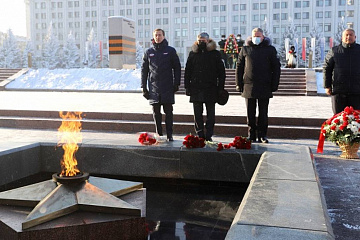 23 февраля «Единая Россия» вместе с волонтерскими объединениями проведет всероссийскую акцию «Защитим память героев». 