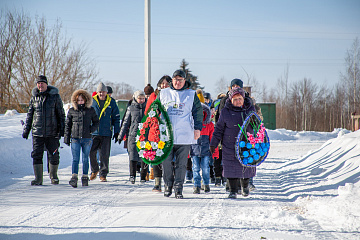 В Мятлеве почтили память защитников Отечества и возложили цветы к памятнику погибшим воинам