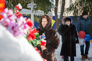 В Мятлеве почтили память защитников Отечества и возложили цветы к памятнику погибшим воинам