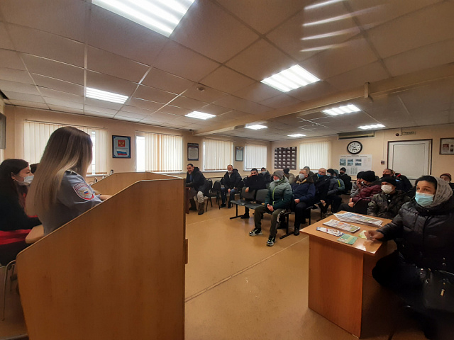 В Волжском районе прошла «Ярмарка вакансий» для лиц находящихся под административным надзором