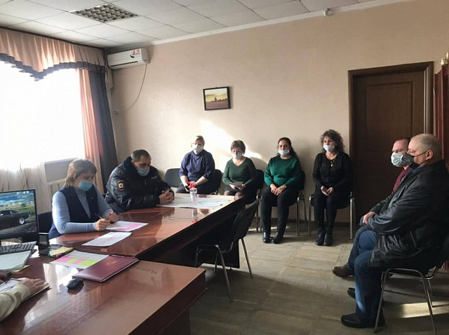 11 марта в здании администрации Камышеватского сельского поселения прошло заседание территориальной комиссии по профилактики правонарушений