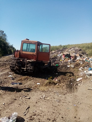 Петропавловка. 23 августа 2022 года произвели буртовку мусора