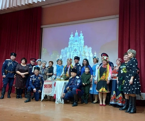 День народного единства в Новольвовске