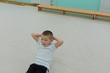 В МКДОУ Среднеикорецкий детский сад состоялось тестирование комплекса ГТО среди юных воспитанников и работников детского сада