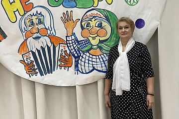 В Осетровском ЦК прошёл районный фестиваль " Нам года не беда "