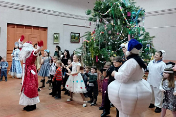 Детское представление "Наш веселый Новый год". 