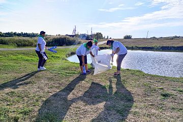 Акция по уборке от мусора берегов водоемов «Вода России»  
