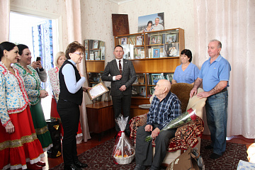 Поздравление ветерана Великой Отечественной войны Ковбаса Ивана Яковлевича с днем рождения.